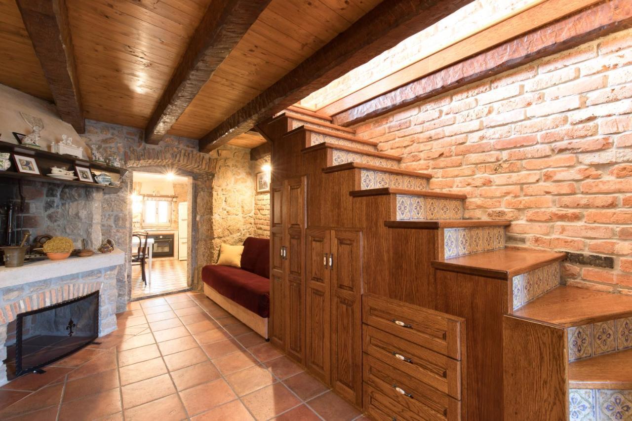 Holiday Home Bozanic Връбник Екстериор снимка