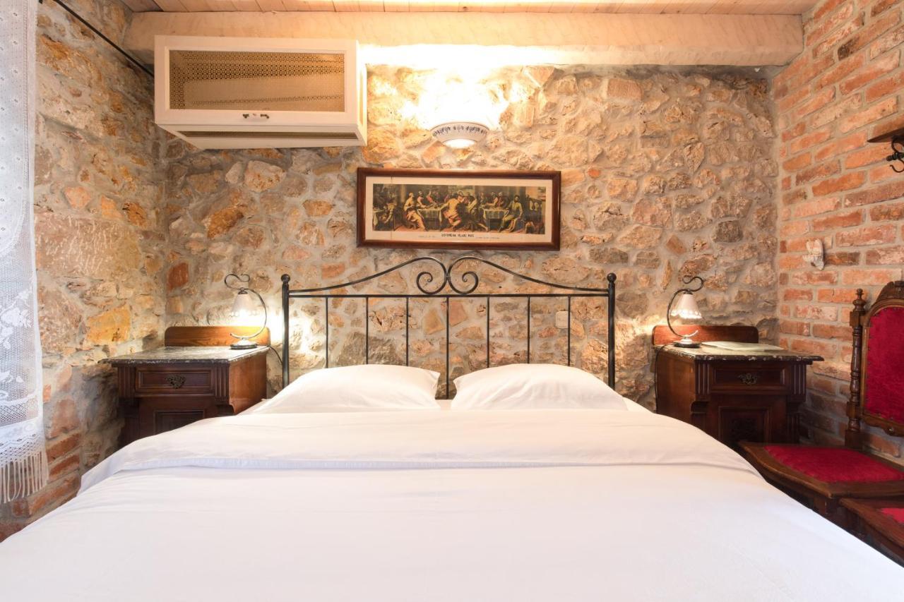 Holiday Home Bozanic Връбник Екстериор снимка
